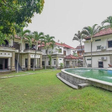 Reddoorz Plus Near Seminyak Square Dempassar Exterior foto